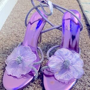 FASHION NOVA purple sandals heels brand new size 9
